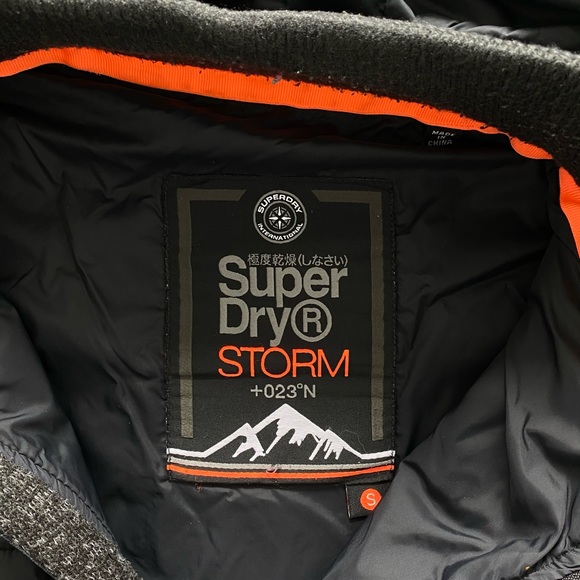 SOLD Superdry Storm Hybrid Zip Hoodie - Picture 10 of 11